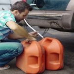 How to drain gasoline using a hose?
