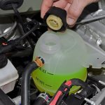 How to fill antifreeze correctly: detailed step-by-step instructions