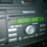 Causes of car radio not working