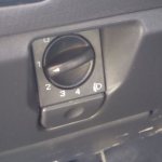 Control knob for hydraulic headlight adjustment