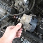 Installing a distributor on a car